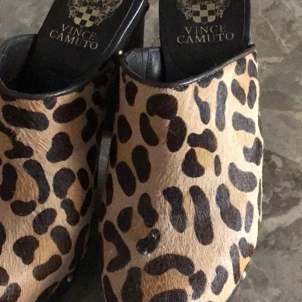Heels - Picture 5 of 7